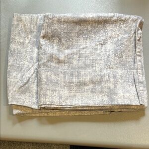 Bar III Pillowcases Gray Textured Print  (King)